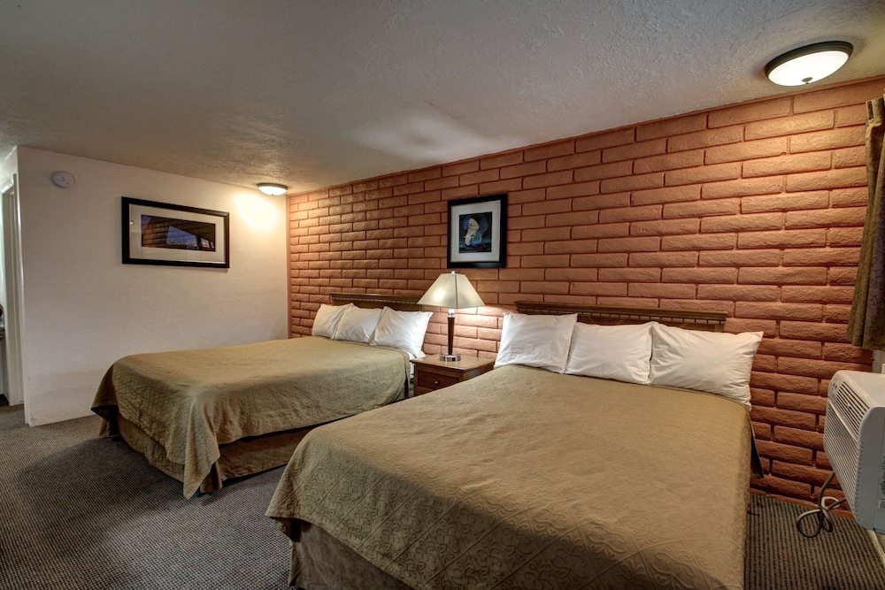 Country Inn Beaver Utah 8/39
