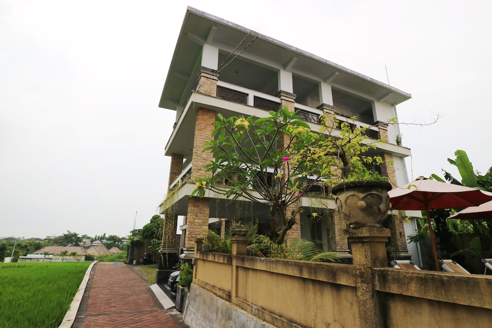 Agung Homestay 1/49