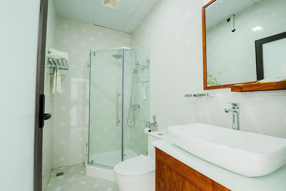 Quang Tung Hotel 22/45