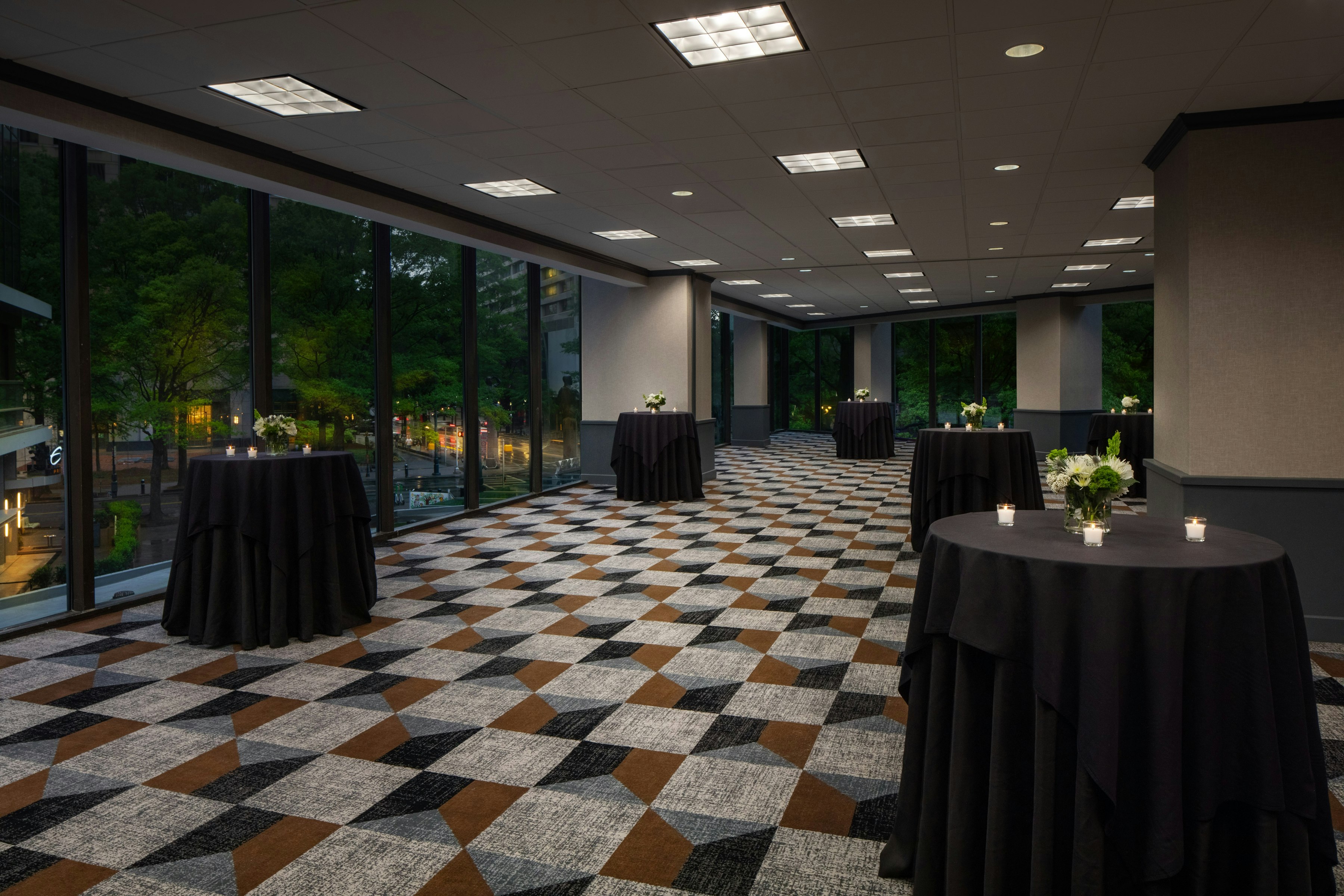 Omni Charlotte Hotel 15/70