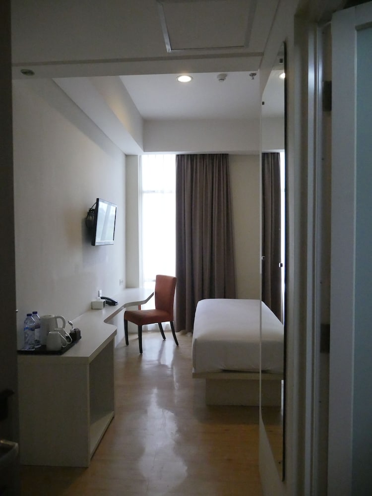 Yasmin Hotel Karawaci 19/34