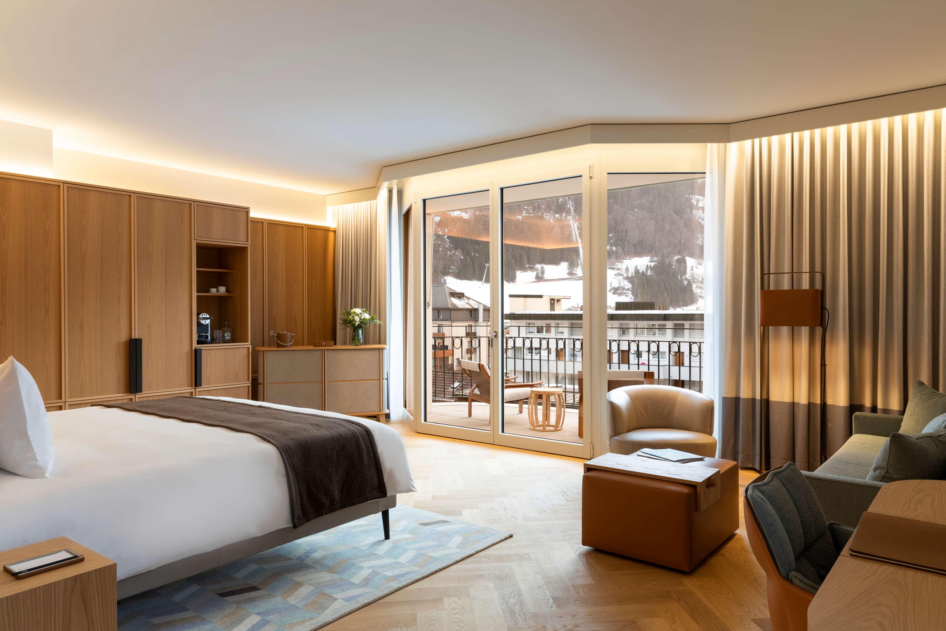 Junior Suite, Kempinski Palace Engelberg 4/10