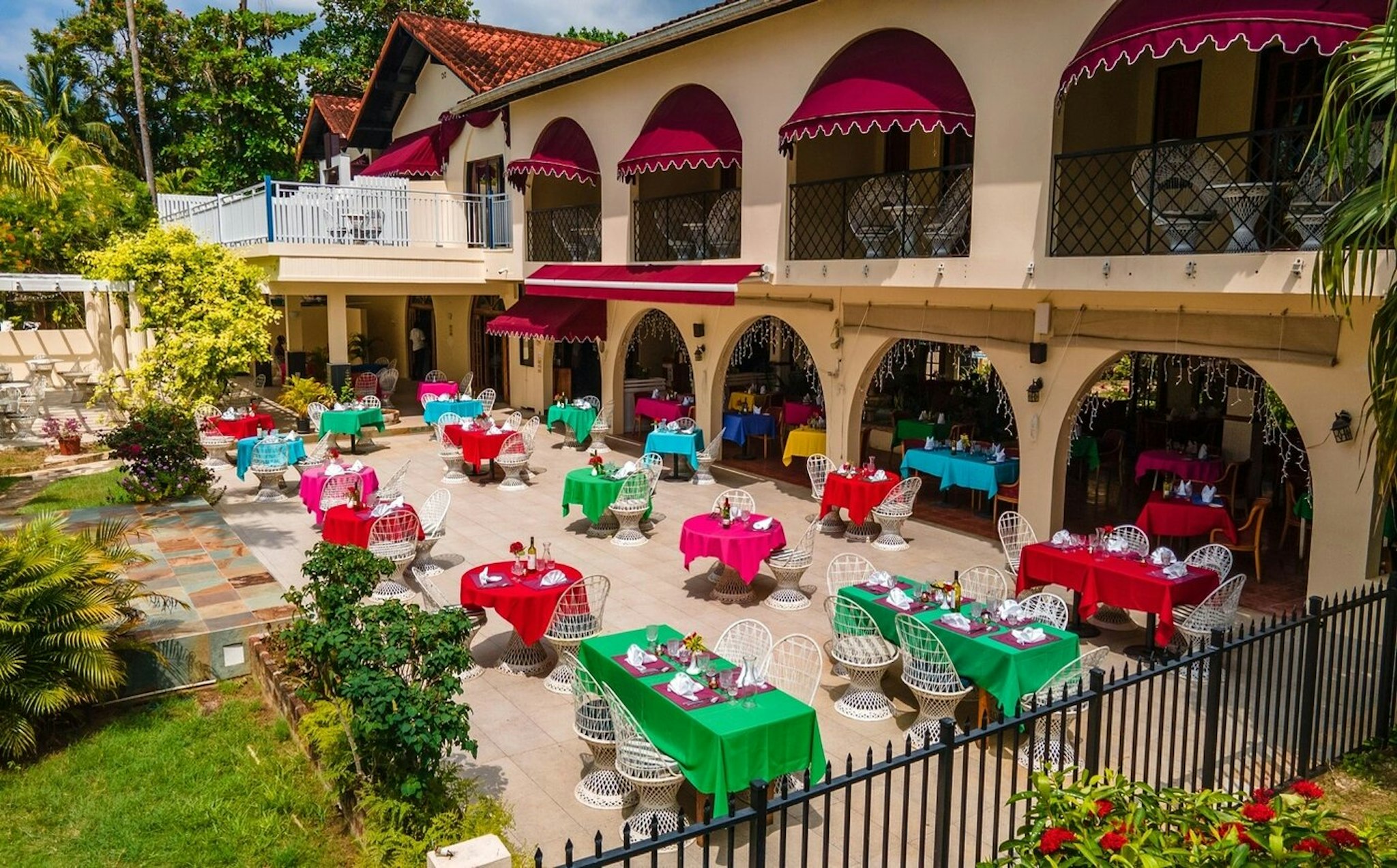 Charela Inn Hotel 36/51