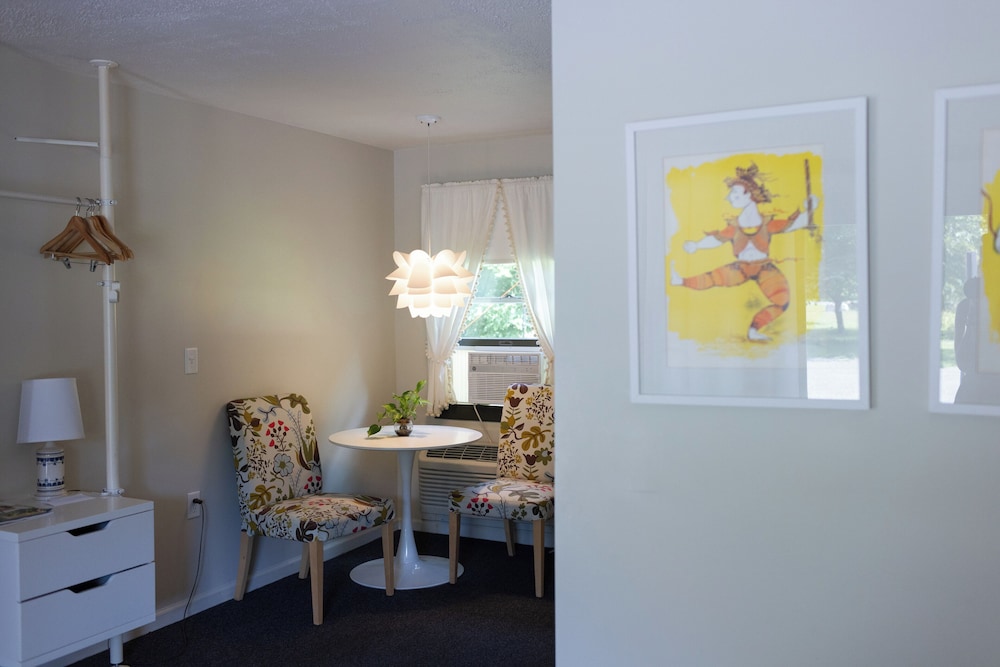The Briarcliff Motel 13/58