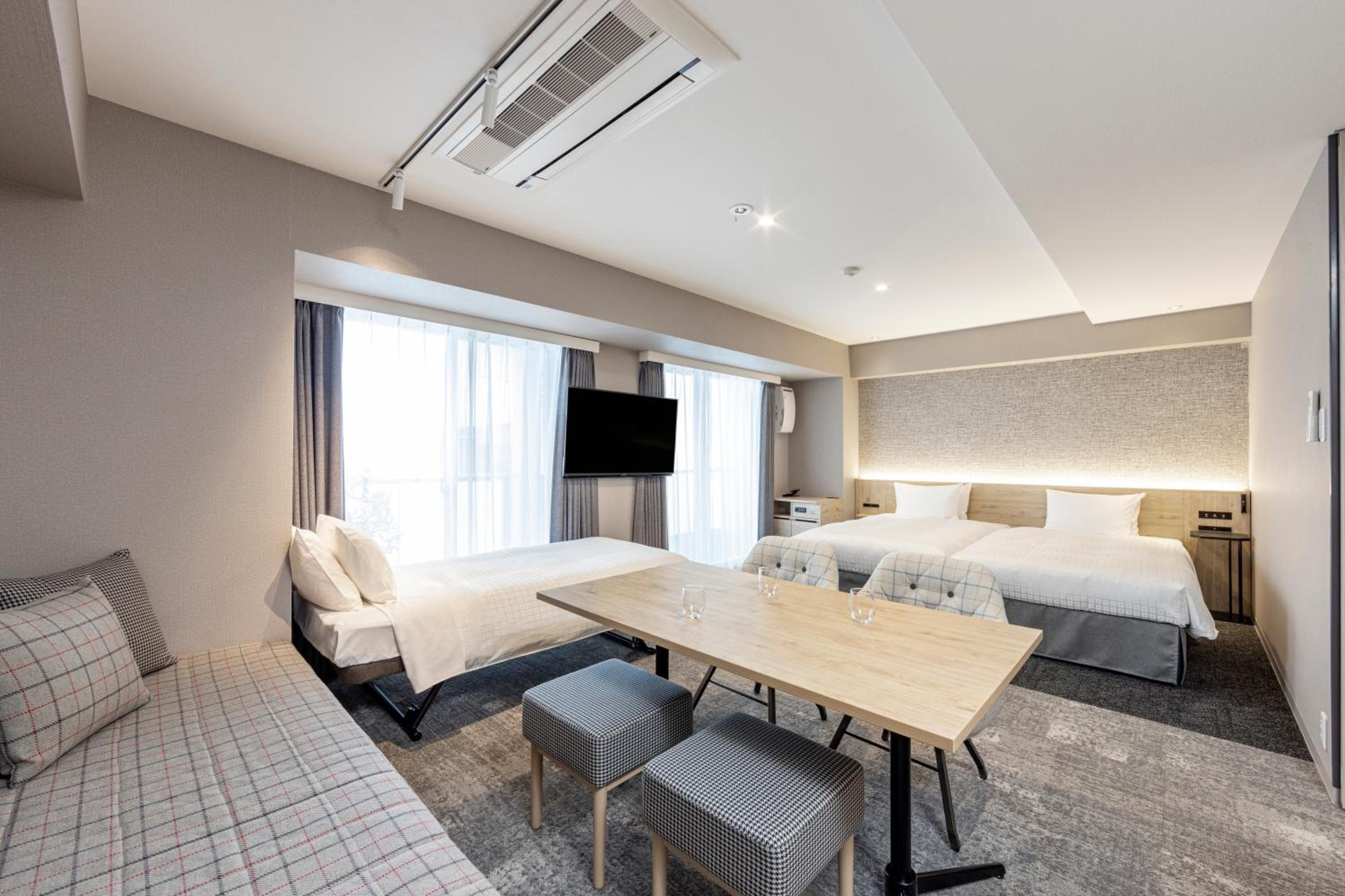 Residential, Family، Tokyu Stay Shibuya 4/10