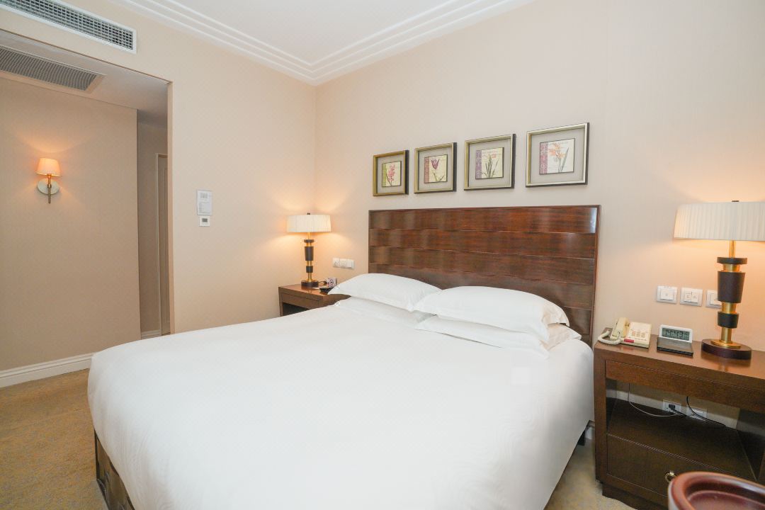 DELUXE CITY VIEW SUITE