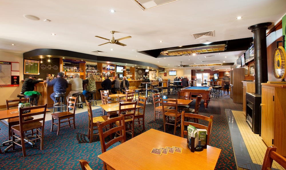 Wilsonton Hotel 46/61