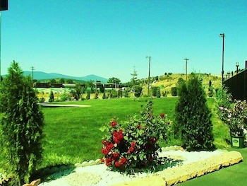 Americas Best Value Inn & Suites Klamath Falls 15/18