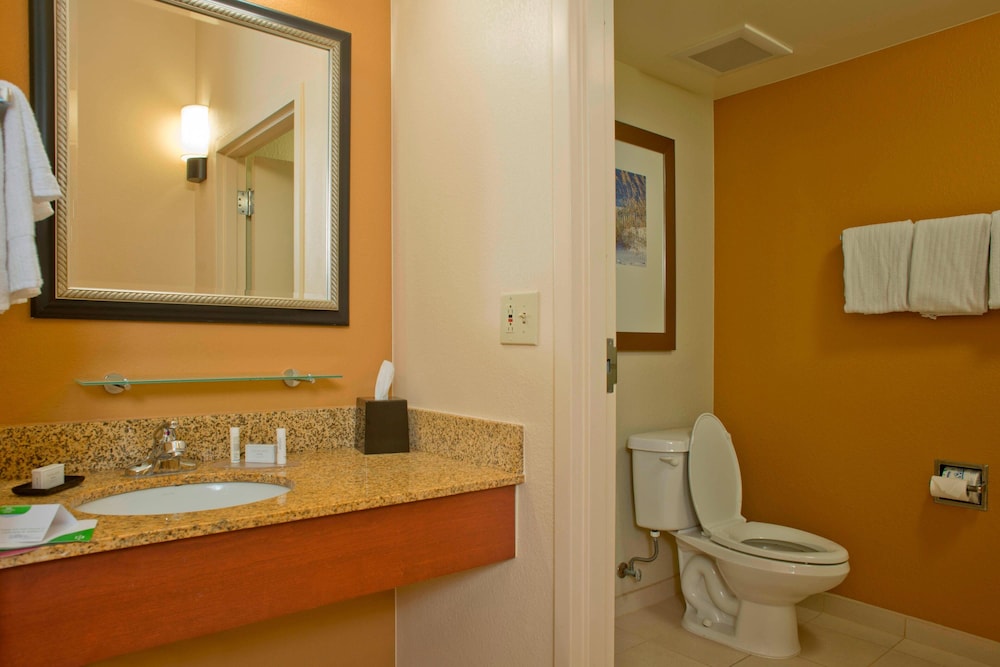 Courtyard Gulf Shores Craft Farms 23/70