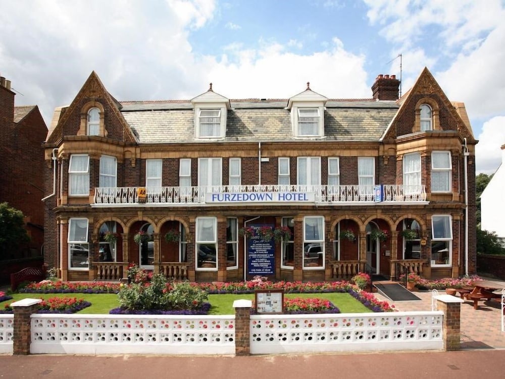 Furzedown Hotel 2/74