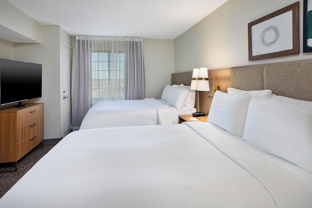 1 Bedroom, Suite, 2 Queen Beds, Sofa, Kitchen