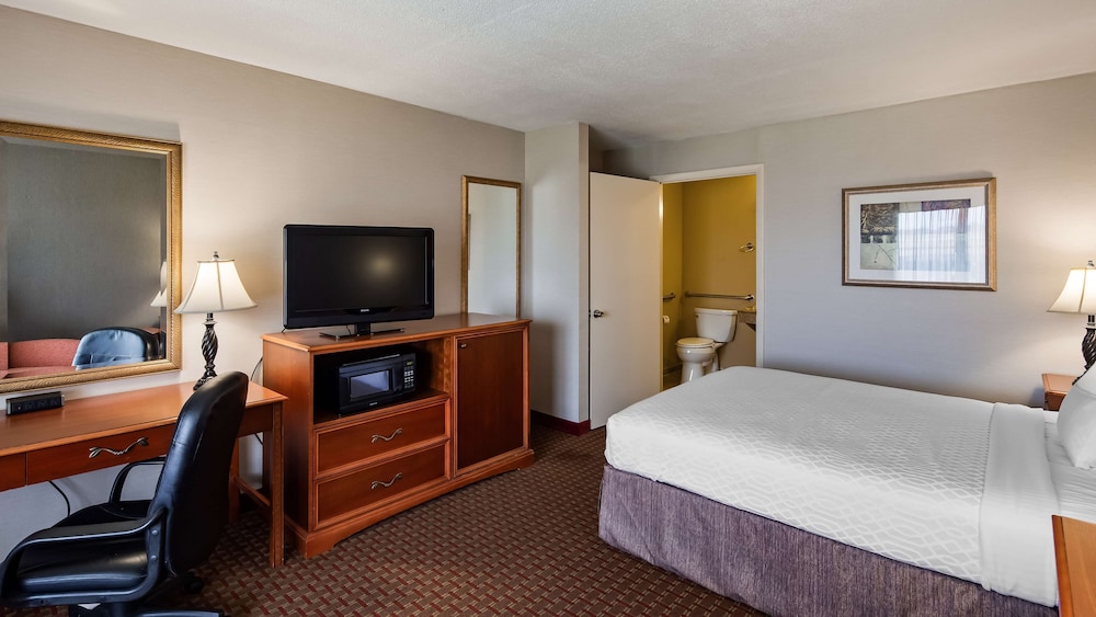 Baymont by Wyndham Culpeper 25/41