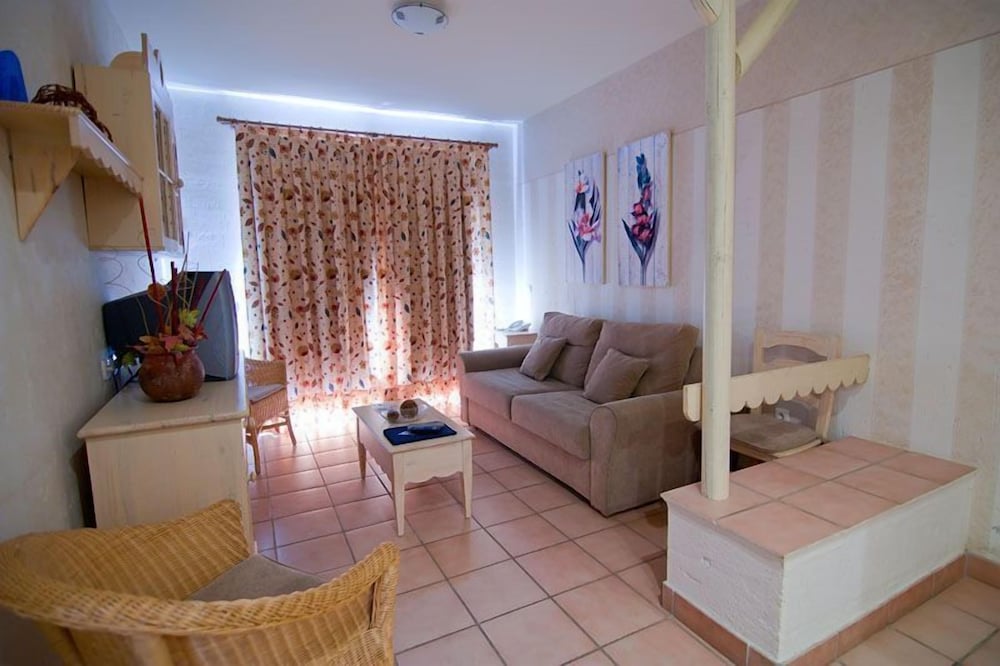 Aparthotel La Espadana 25/36