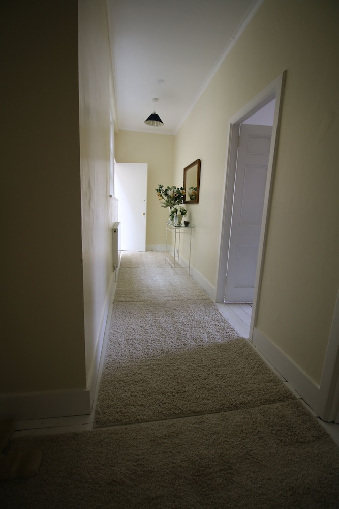 Prince Hill House 24/43
