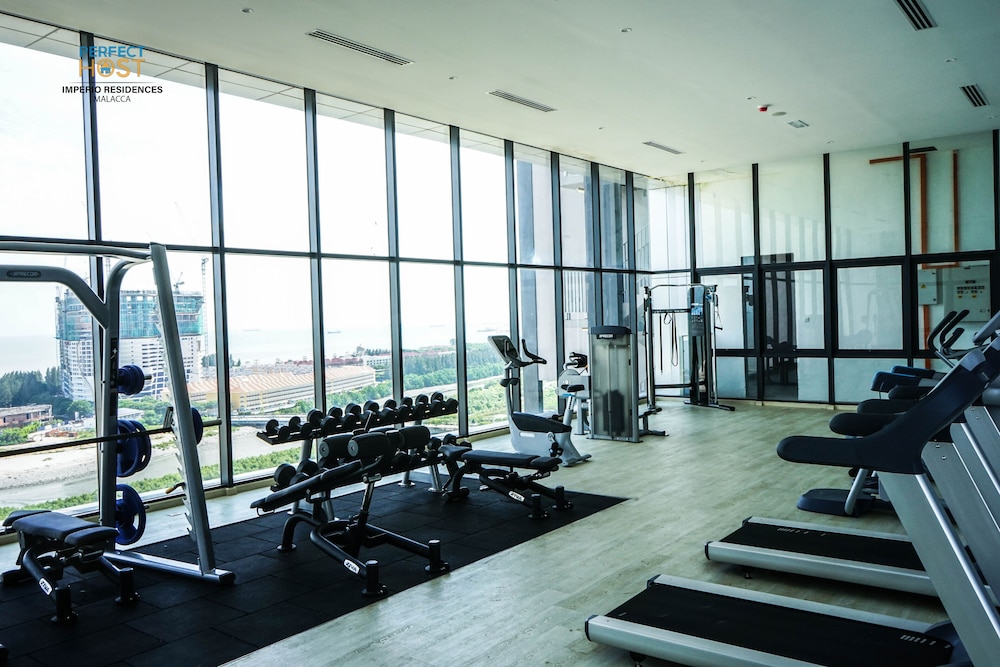 IMPERIO RESIDENCE SEAFRONT BY PERFECT HOST 27/43