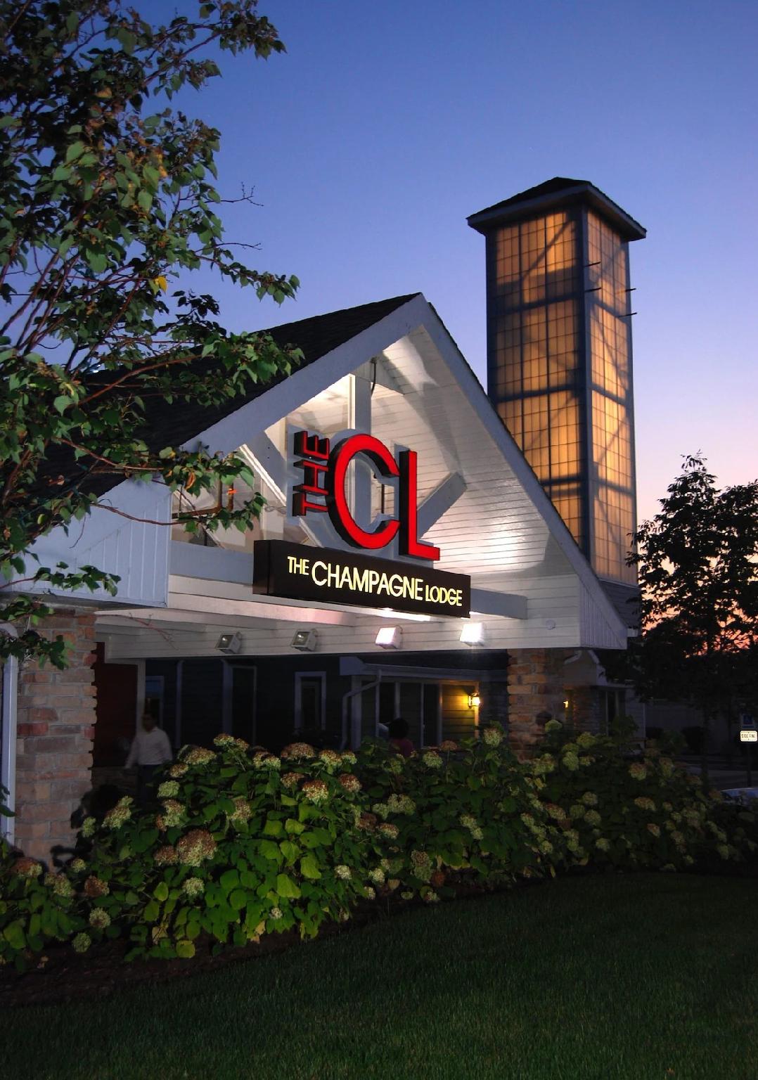 The Champagne Lodge Luxury Suites 1/25
