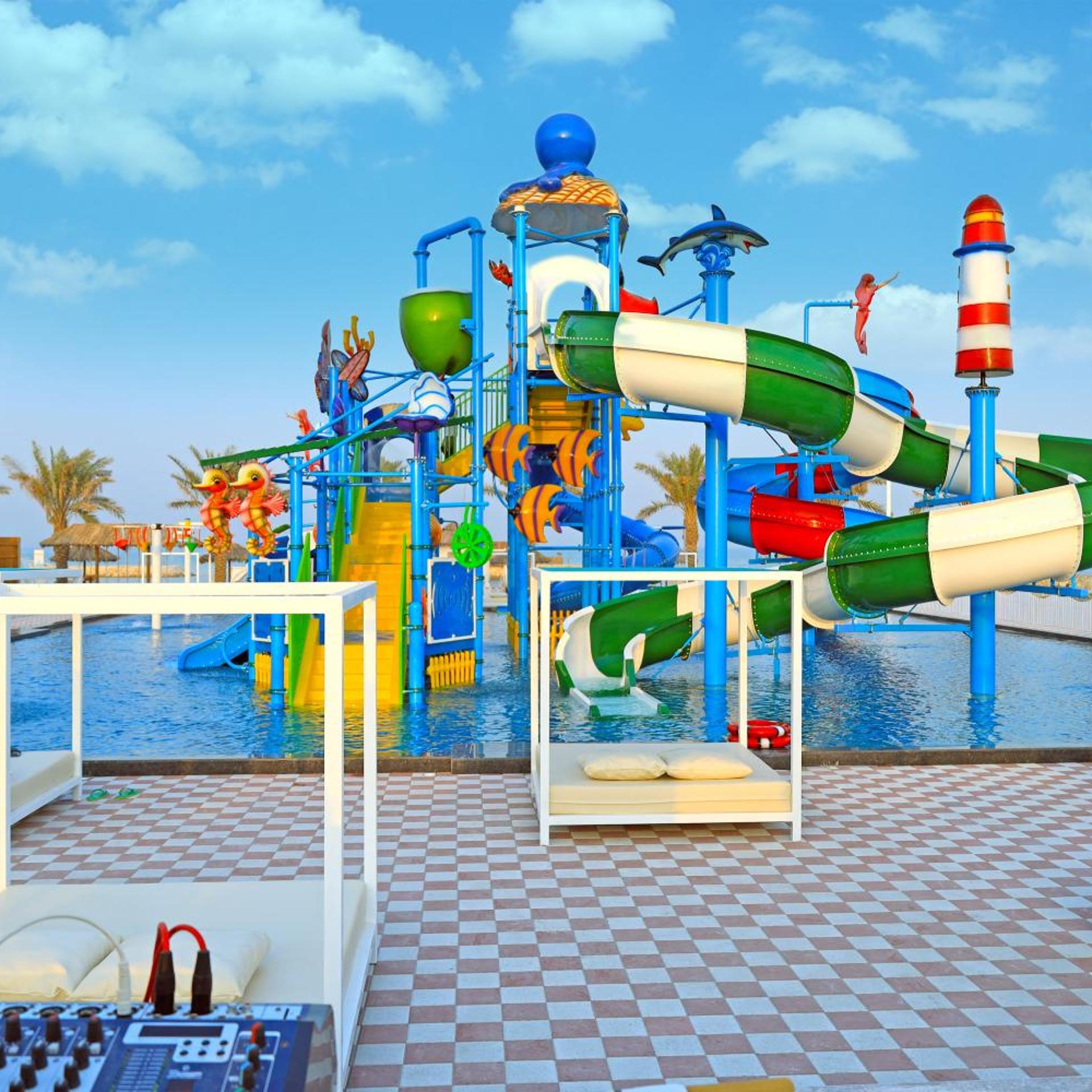 Jaw Resort and Spa 48/60