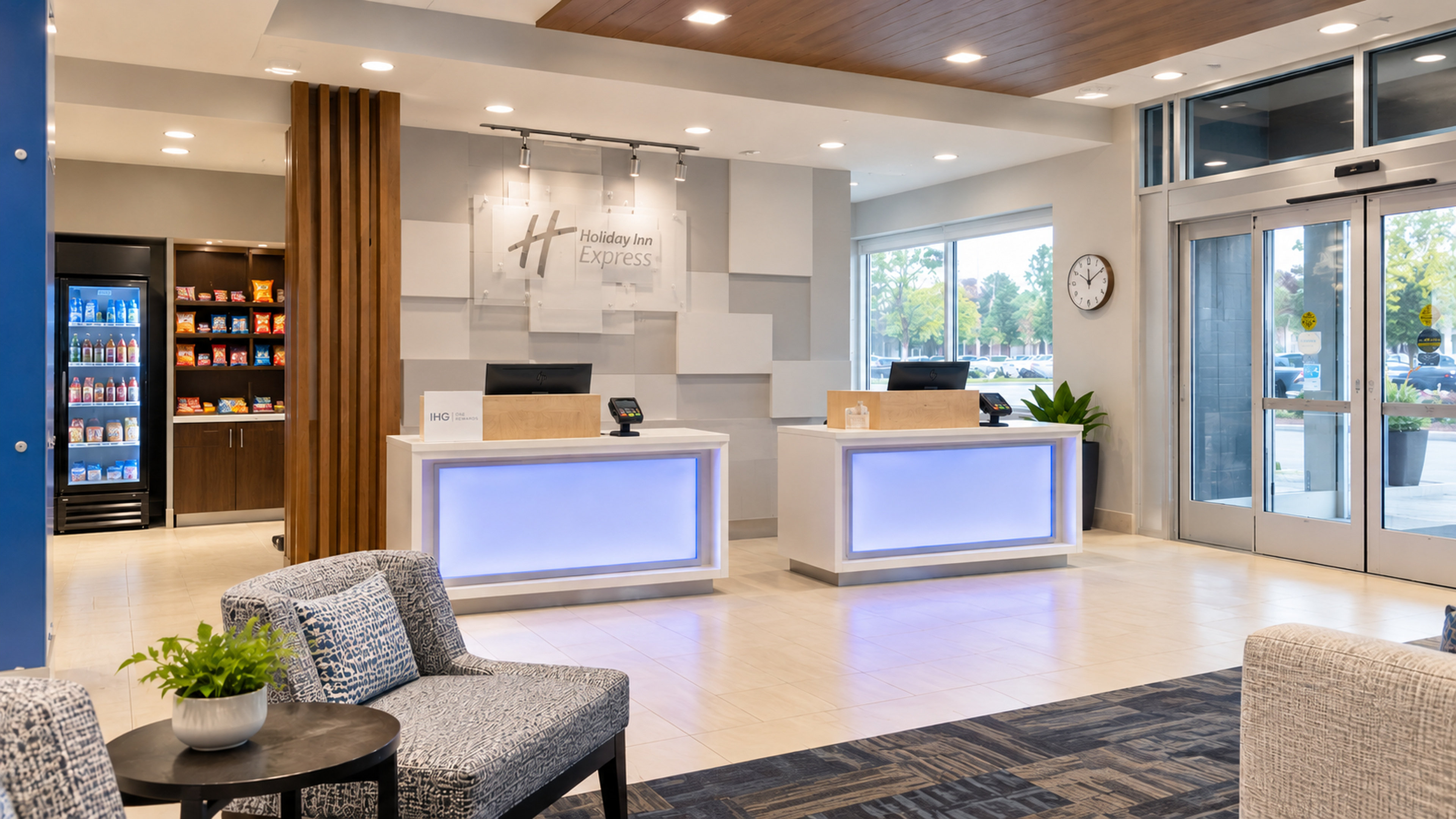 Holiday Inn Express Suites Boise Airport 7/80