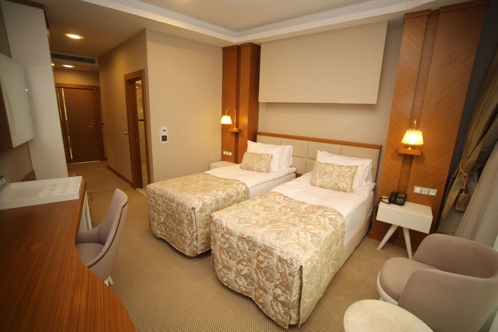 Vivaldi Park Hotel 24/66