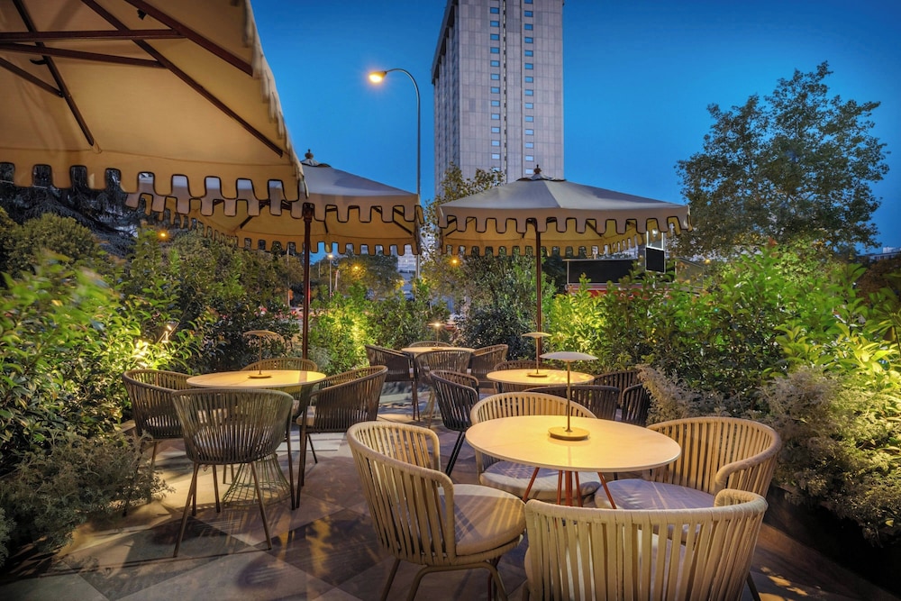 The Westin Madrid Cuzco 52/65