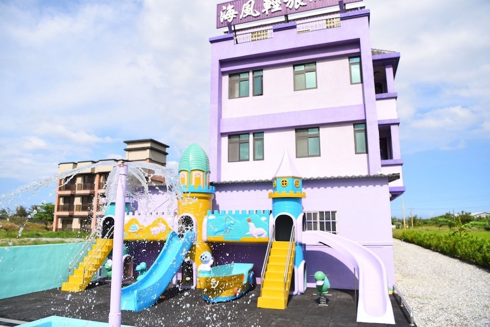 Sea Breeze B&B 32/39