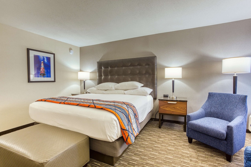 Drury Inn and Suites St Louis Collinsville 5/39