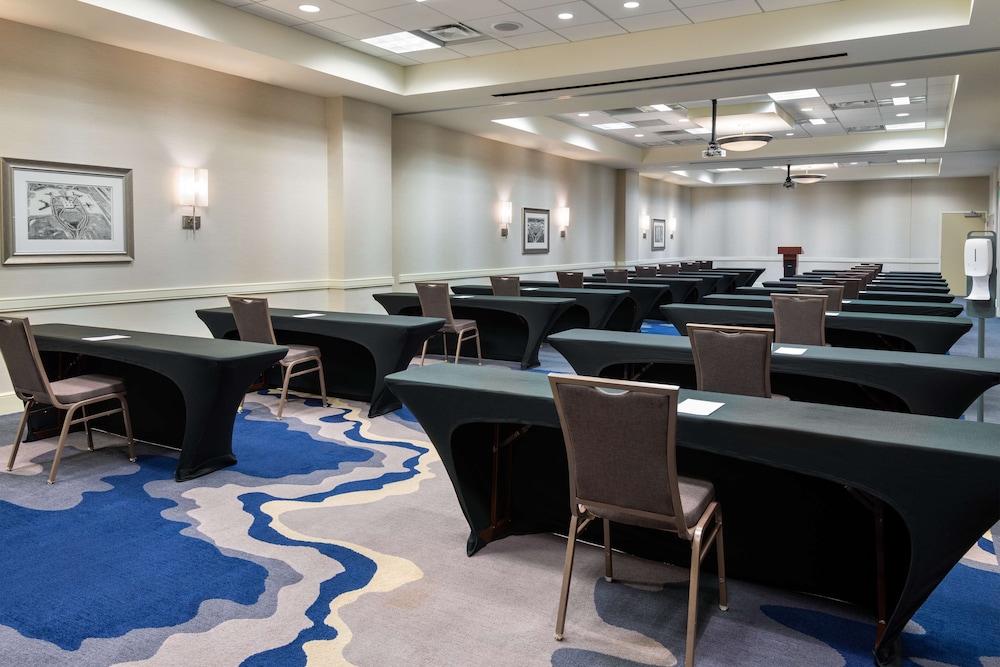 Hilton Garden Inn Tampa Airport 48/55