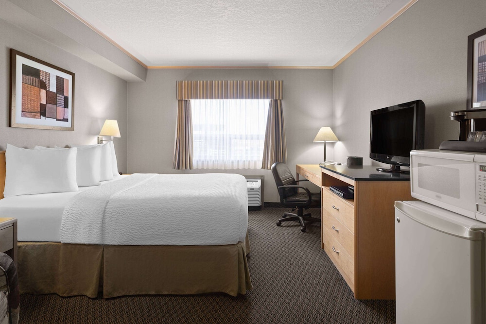 Travelodge by Wyndham Fort McMurray 17/49