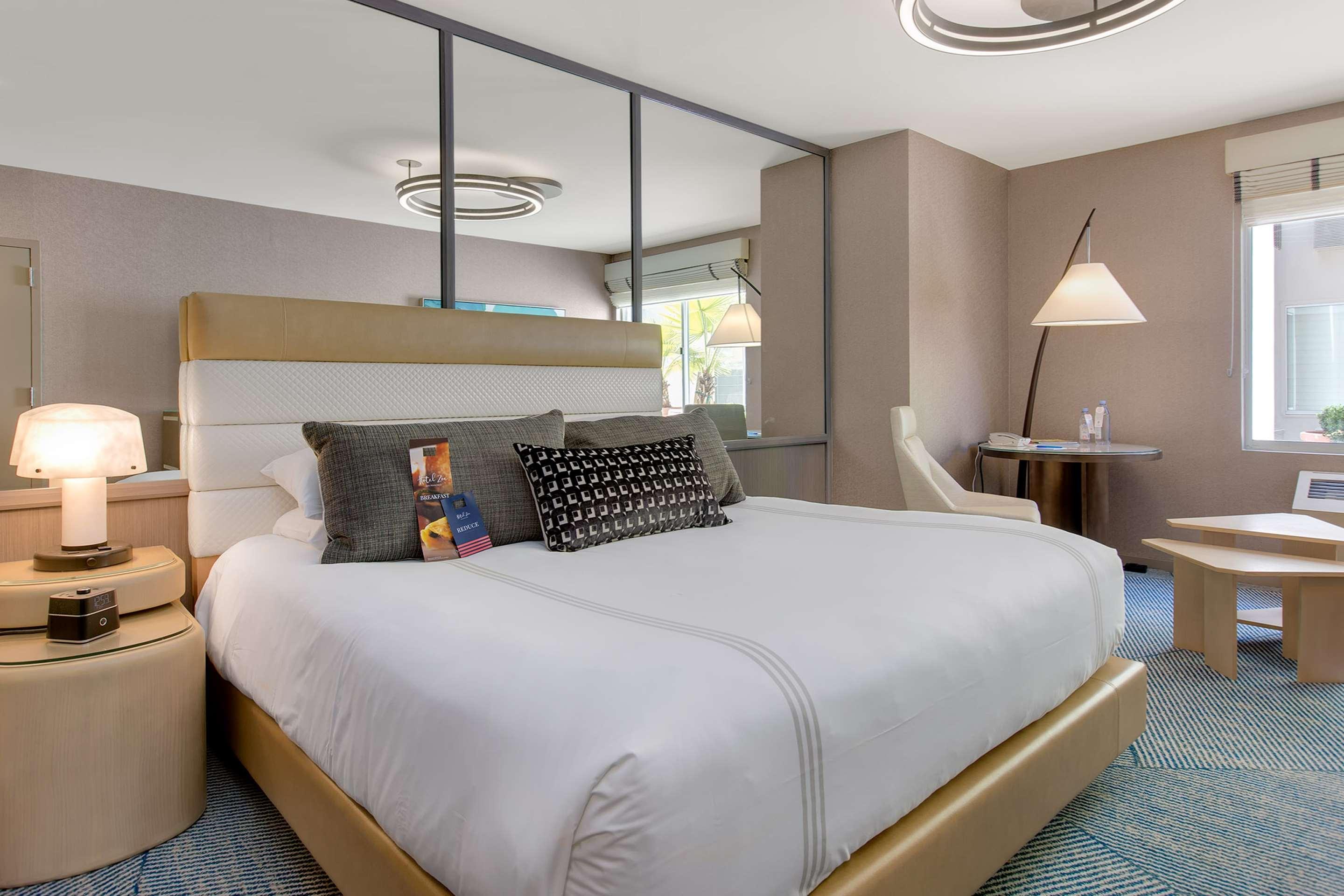 Superior, King Bed