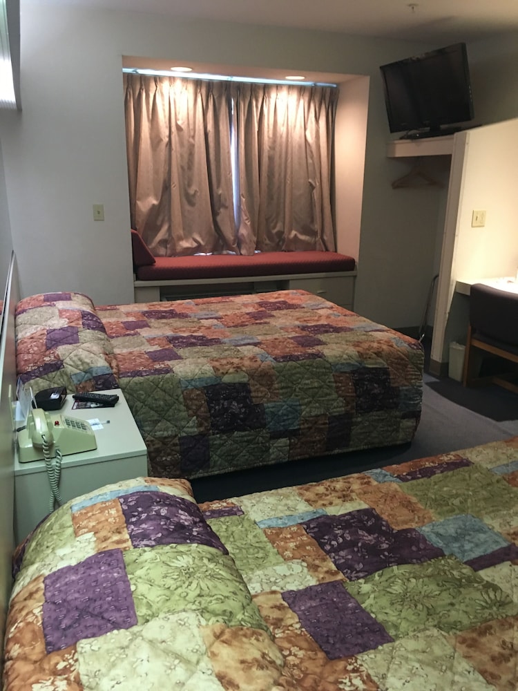 Microtel Inn Suites By Wyndham Champaign 39/68