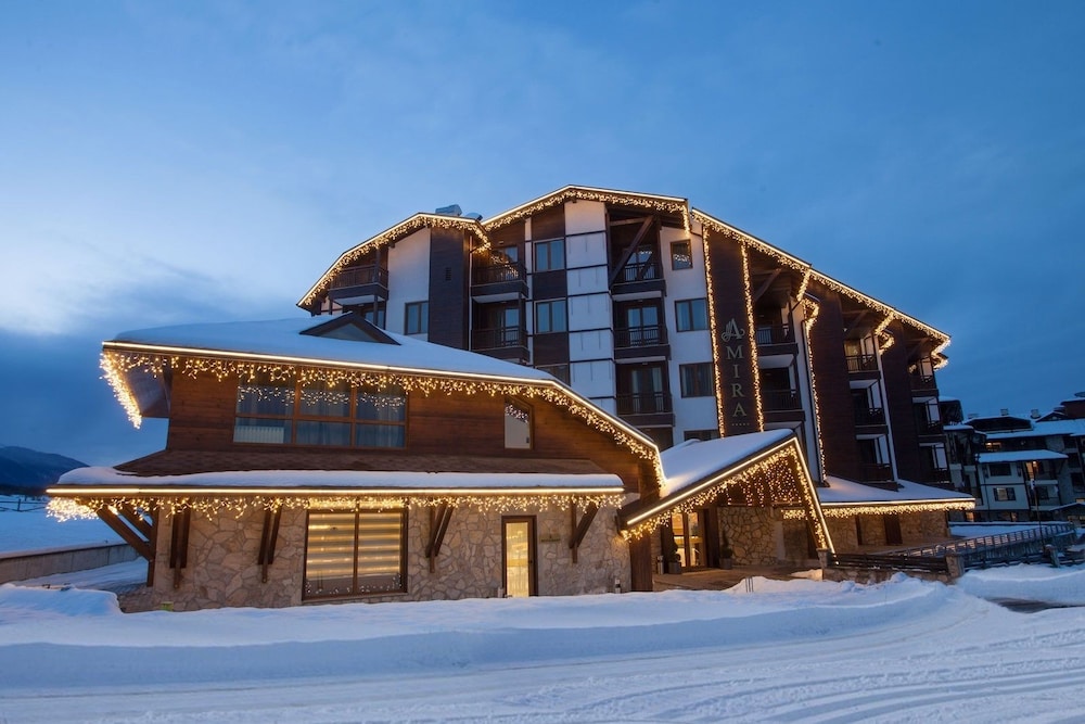 Hotel Amira 2/50