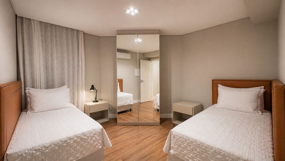 Hotel Praia Brava 16/62