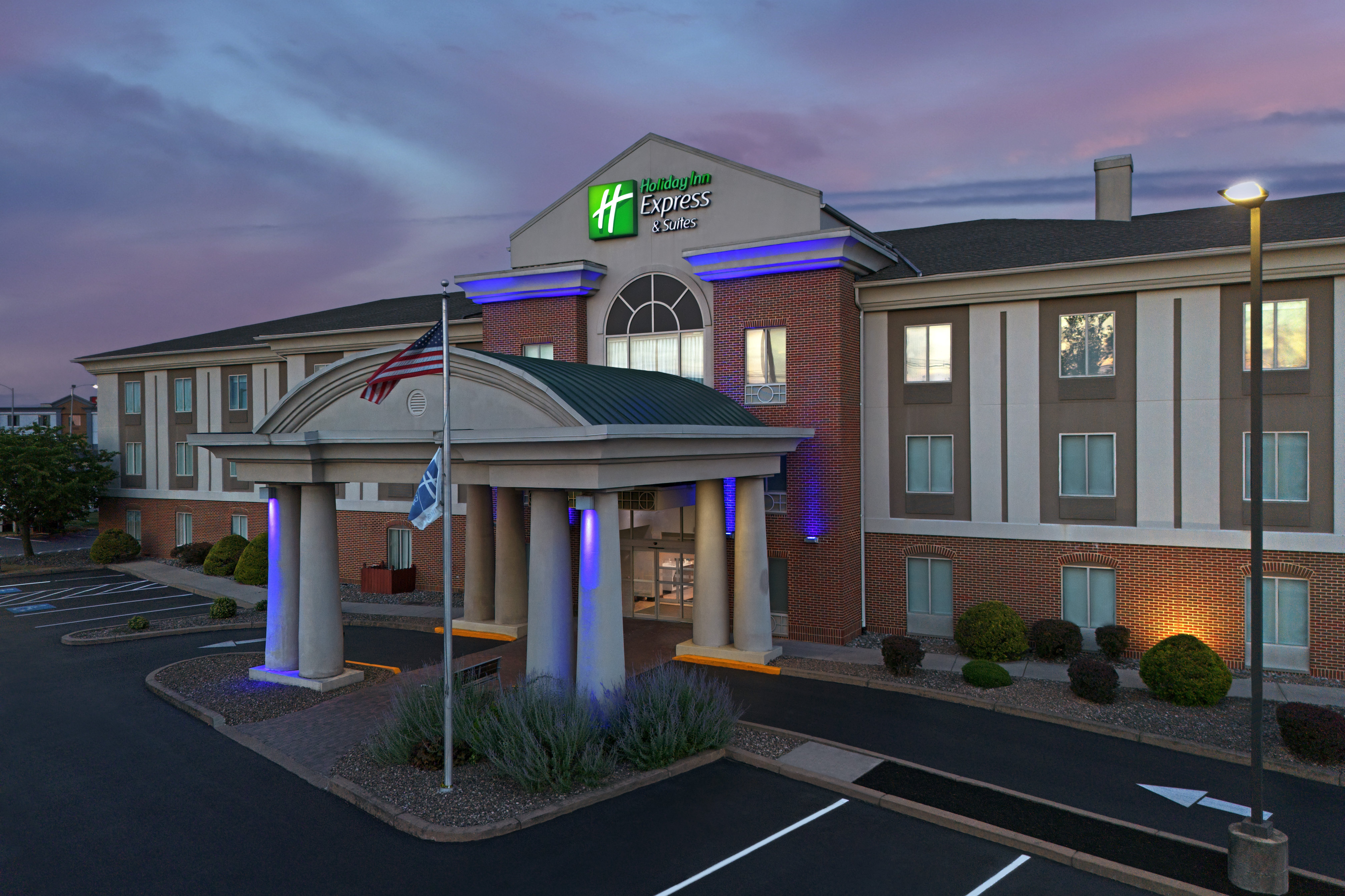 Holiday Inn Express Hotel Suites Chambersburg 2/71