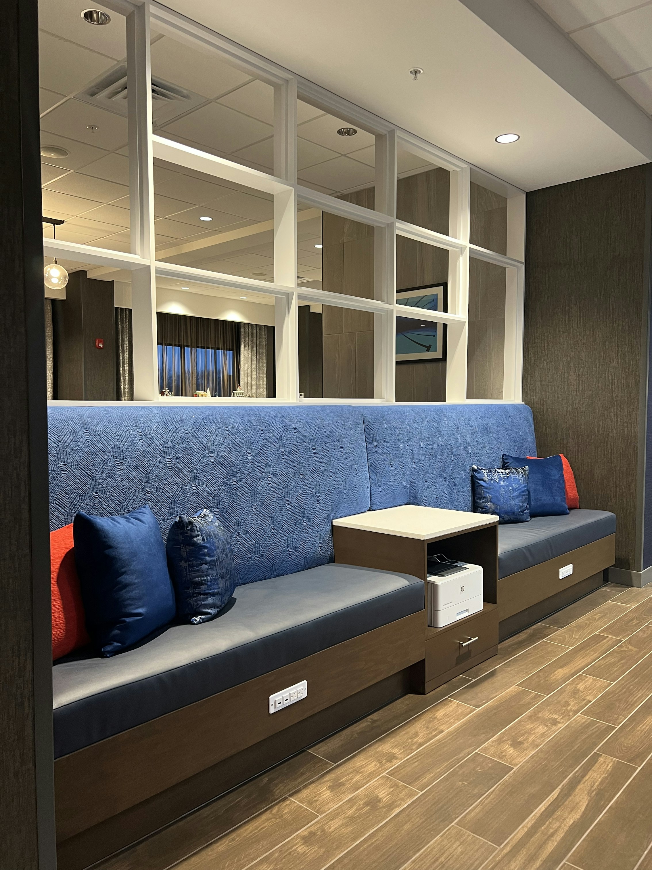 Hampton Inn by Hilton Goddard 6/10
