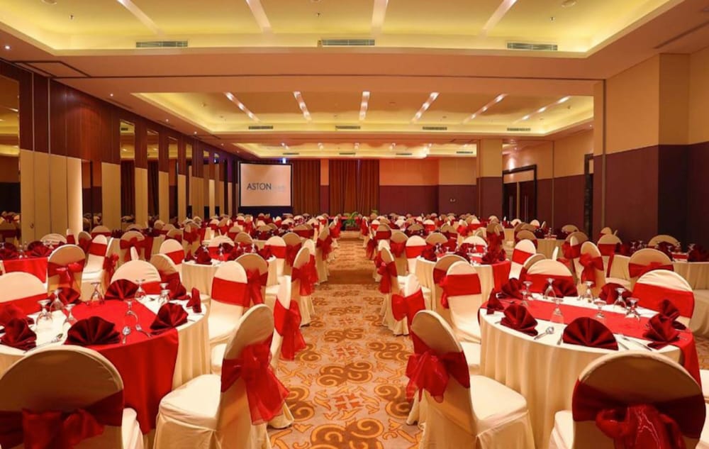 Aston Jambi Hotel & Conference Center 98/105