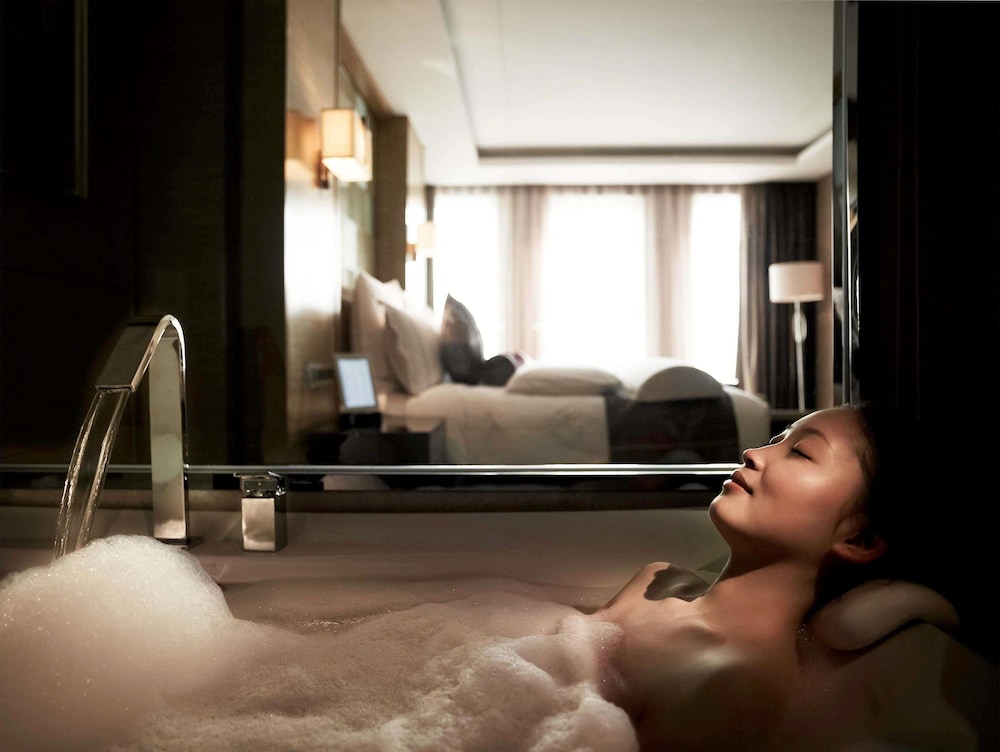 Pullman Wuxi New Lake 28/73