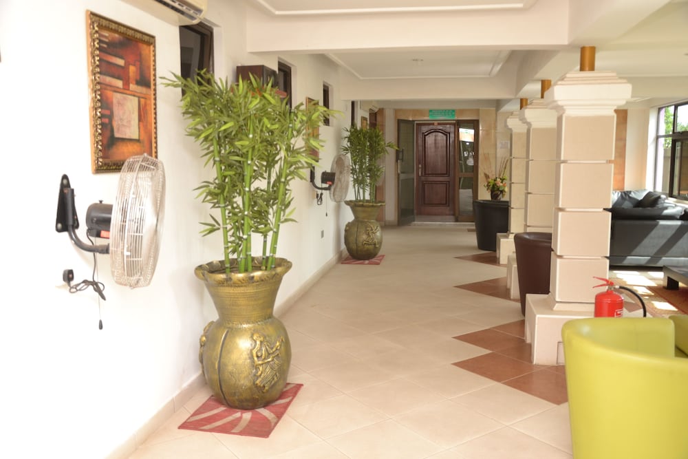 Kaysens Grande Hotel 6/20