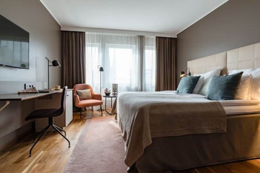 Clarion Hotel Gillet 10/35