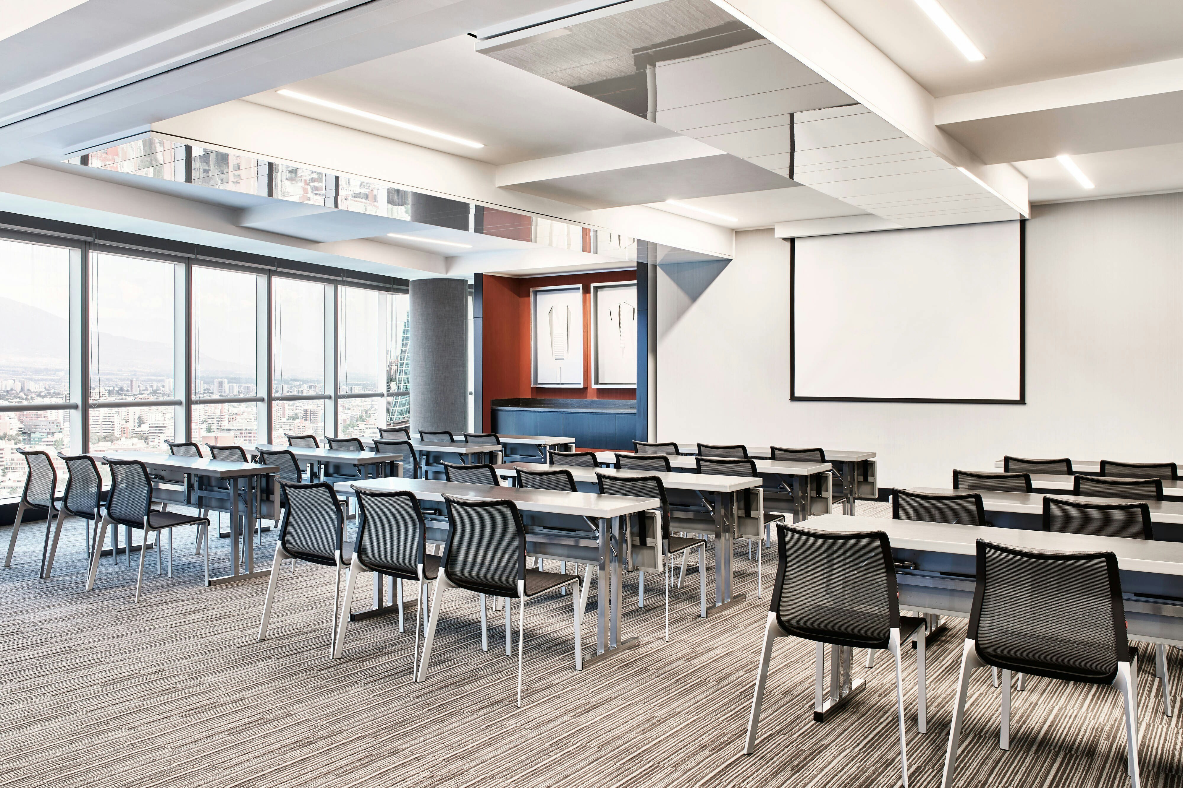 AC Hotel Santiago Costanera Center 52/65