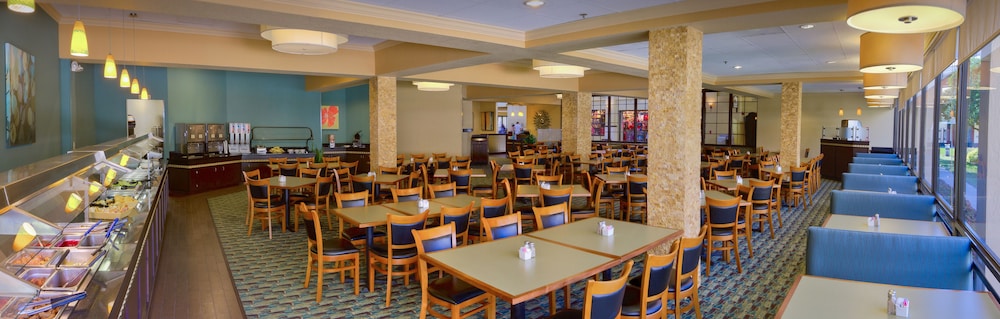 Rosen Inn At Pointe Orlando 24/50