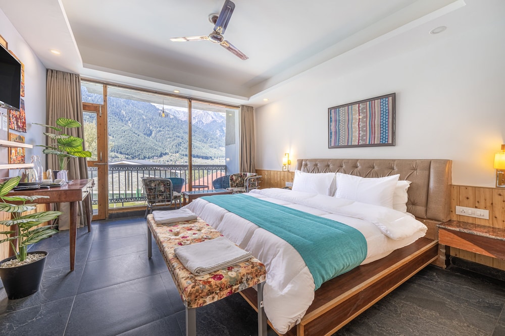 Echor Himalayan Heights Luxe Manali 22/50