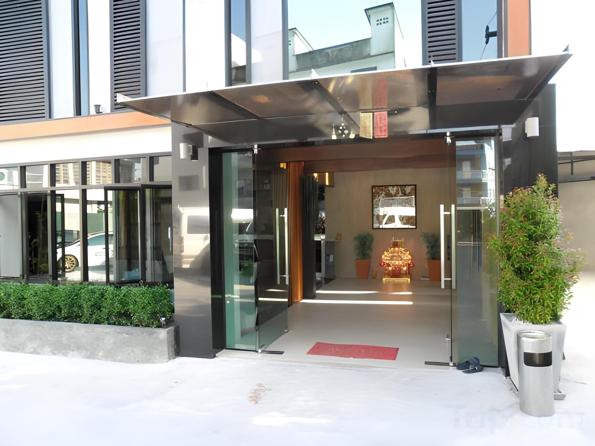Izen Pure Budget Hotel & Residences 3/49