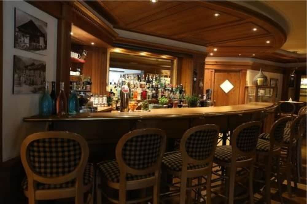 Alpen Suite Hotel 4/48