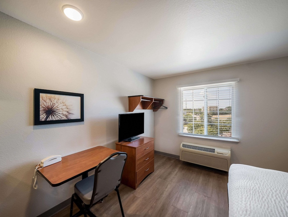 Woodspring Suites Fort Worth Trophy Club 36/48