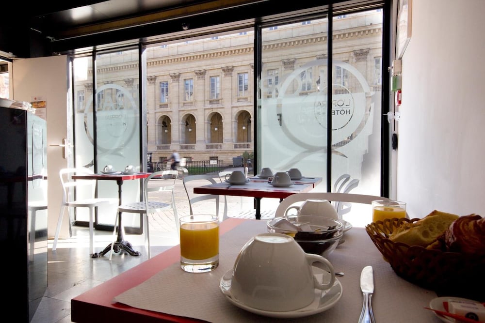 Hotel De l Opera 36/45