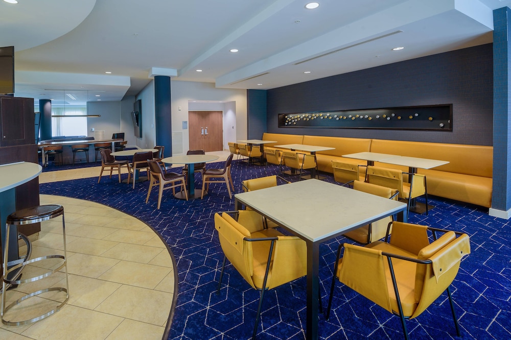 Courtyard by Marriott Wilkes-Barre Arena 31/48