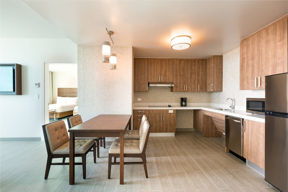 Residence Inn by Marriott Panama City 61/77