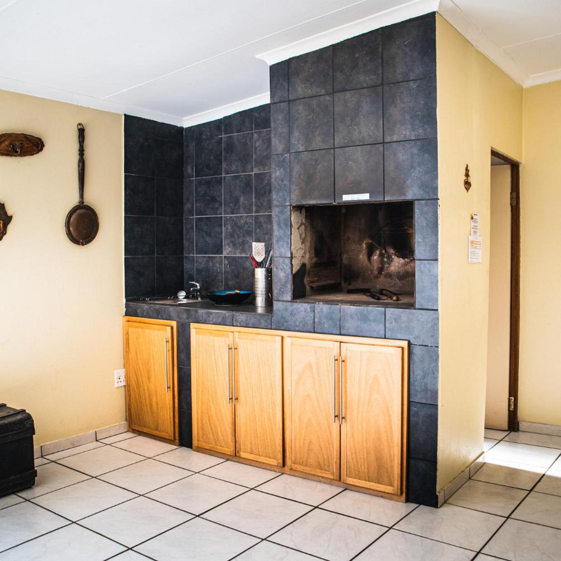 Geluksfontein Private Game Farm 6/49