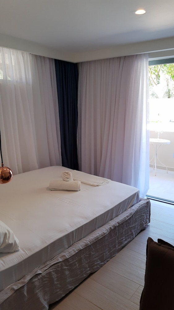 Villa Olga Lounge Hotel 7/41