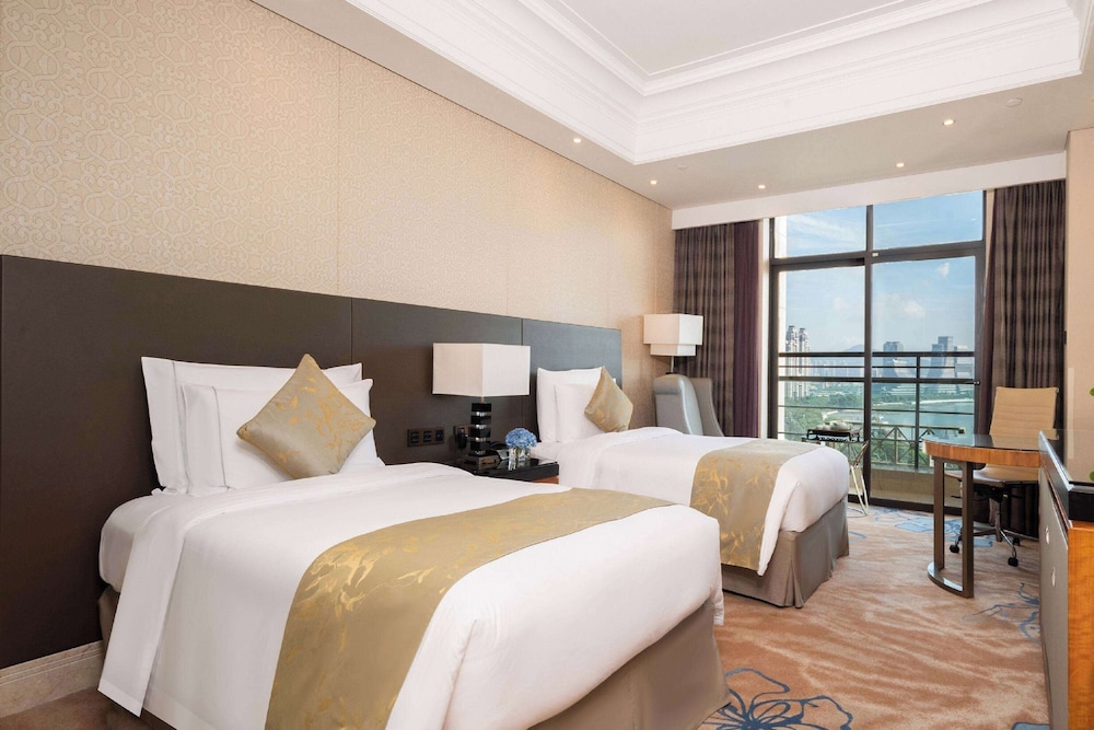 SUPERIOR, TWIN BEDS